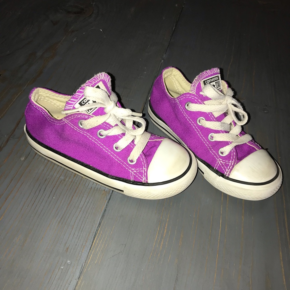 Kids Converse All Stars Size 9